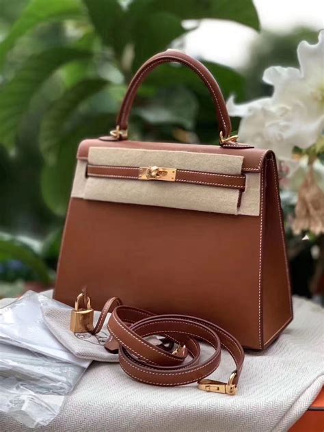 NEW HERMÈS KELLY BAG 